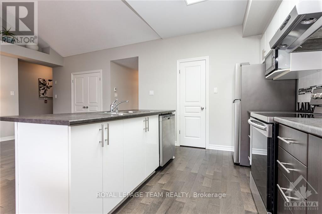 G - 1065 Beryl Private, Ottawa, ON - Indoor Photo Showing Kitchen