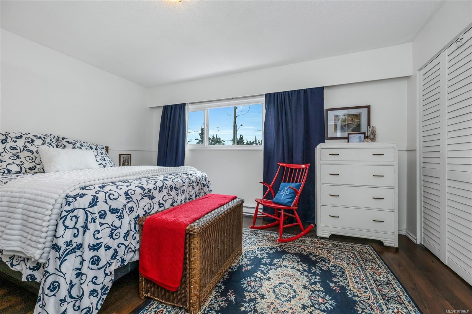 A-618 Kelly Rd, Colwood, BC - Indoor Photo Showing Bedroom