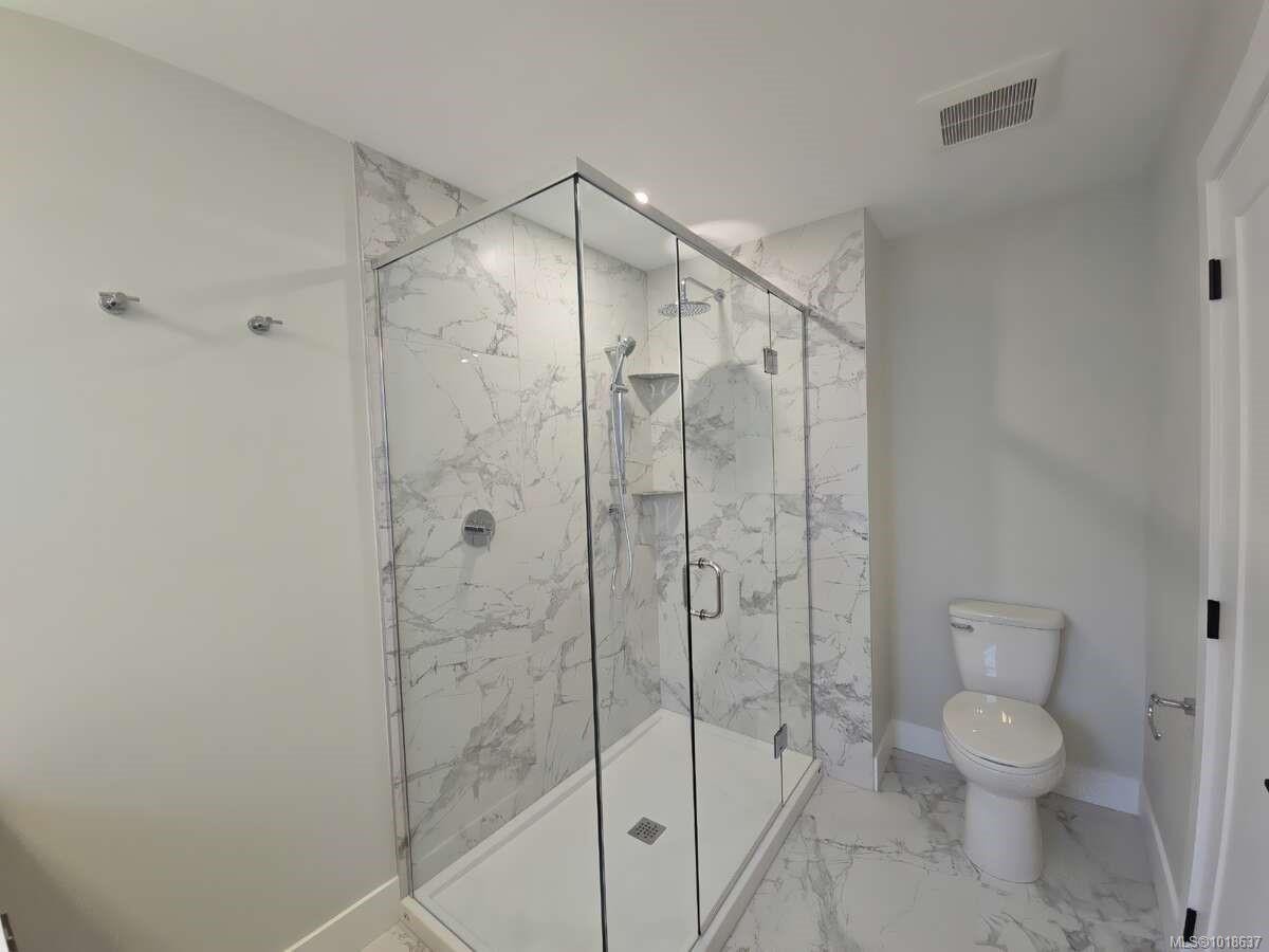 493 Delora Dr, Colwood, BC