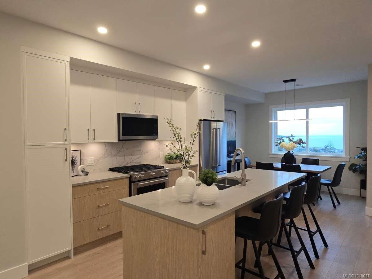 493 Delora Dr, Colwood, BC