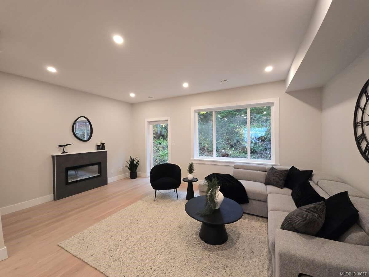 493 Delora Dr, Colwood, BC