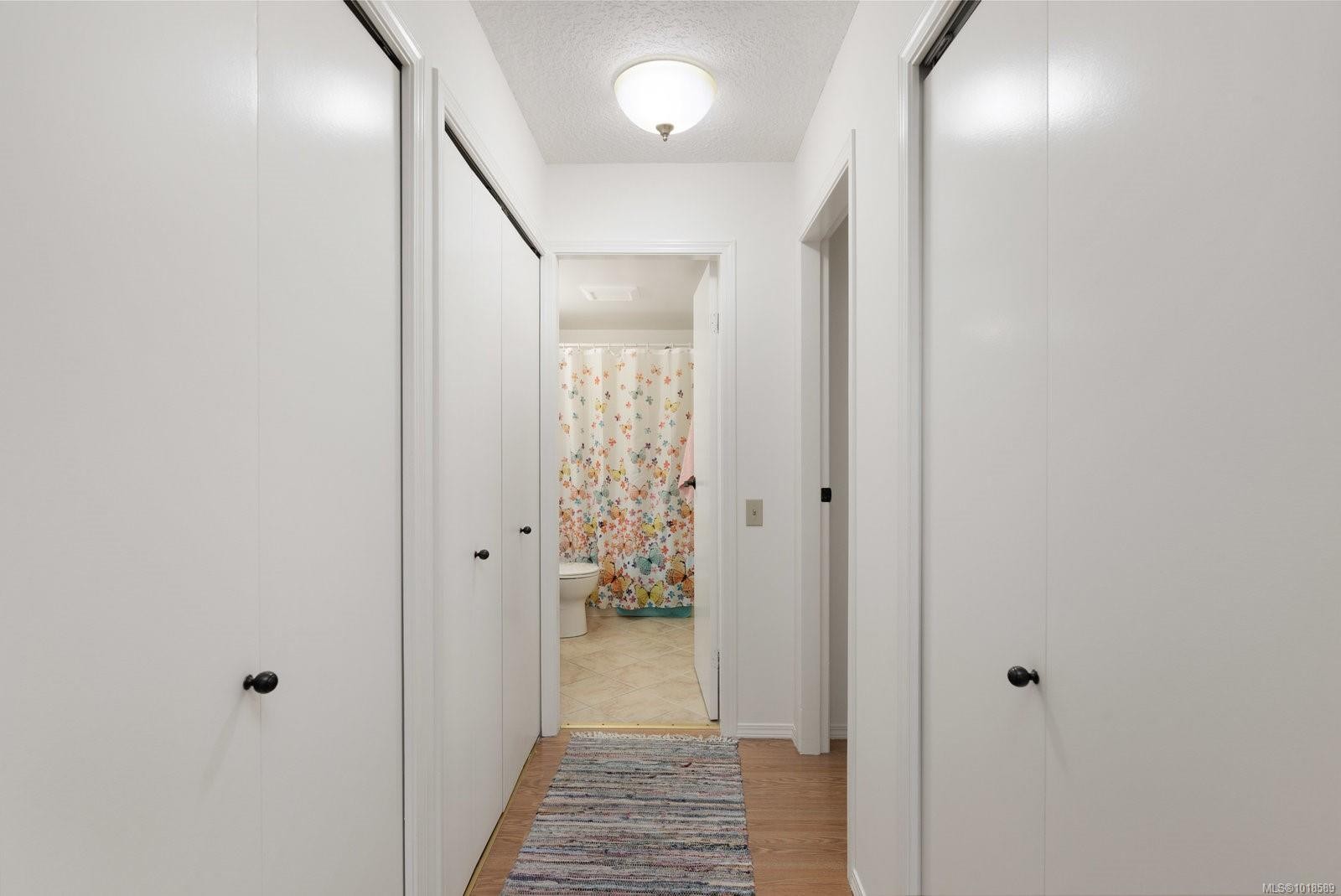 204-2490 Bevan Ave, Sidney, BC - Indoor Photo Showing Other Room