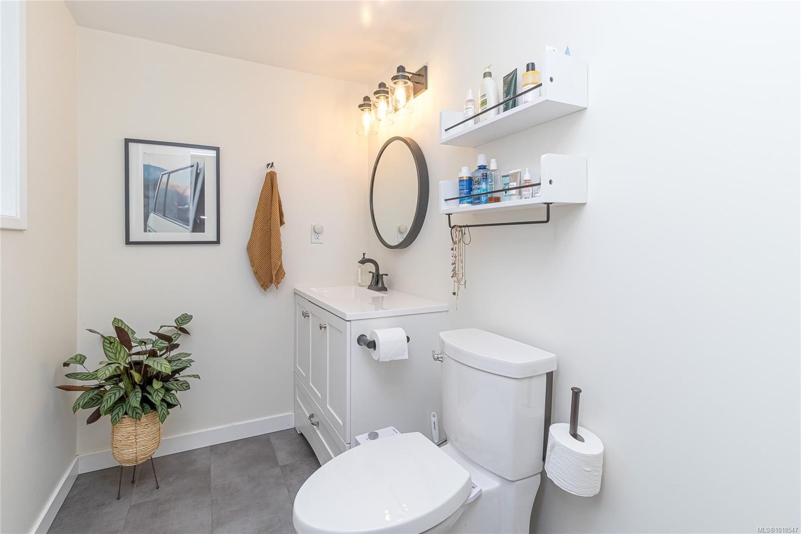 1879 Jeffree Rd, Central Saanich, BC