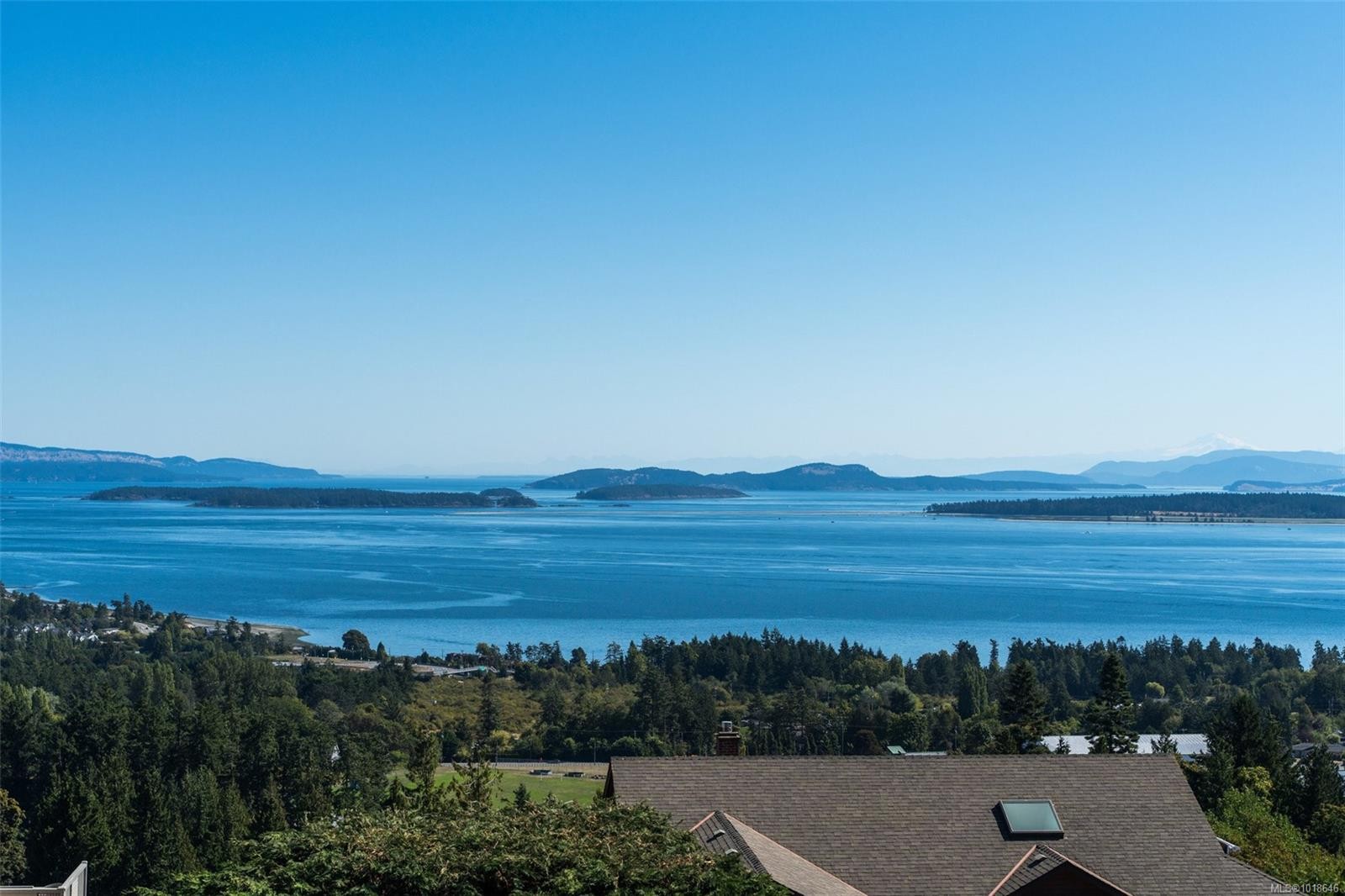 8874 Park Pacific Terr, North Saanich, BC