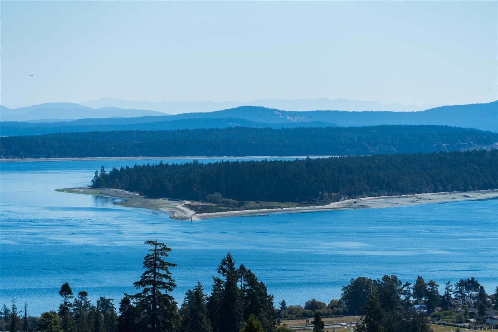 8874 Park Pacific Terr, North Saanich, BC