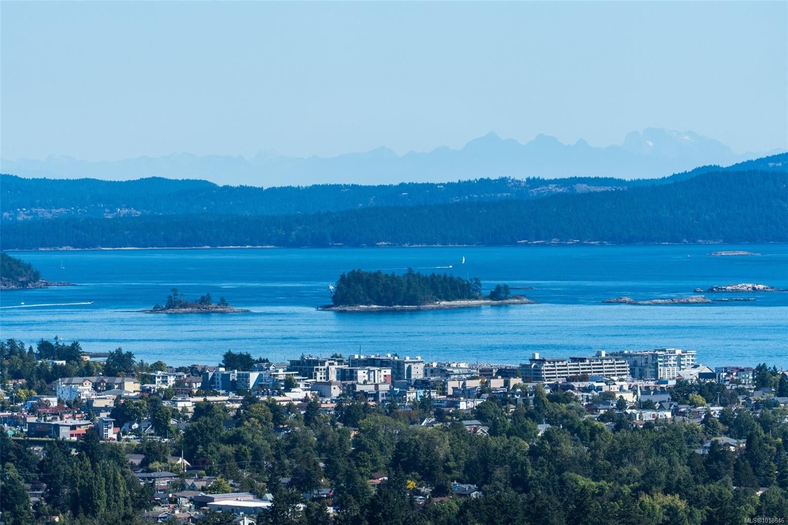 8874 Park Pacific Terr, North Saanich, BC