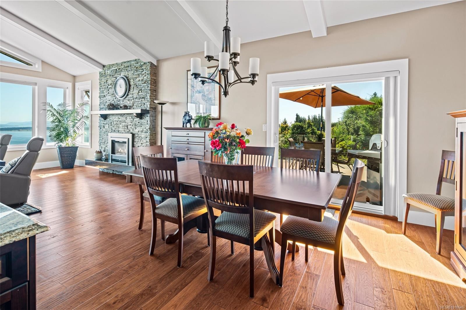 8874 Park Pacific Terr, North Saanich, BC