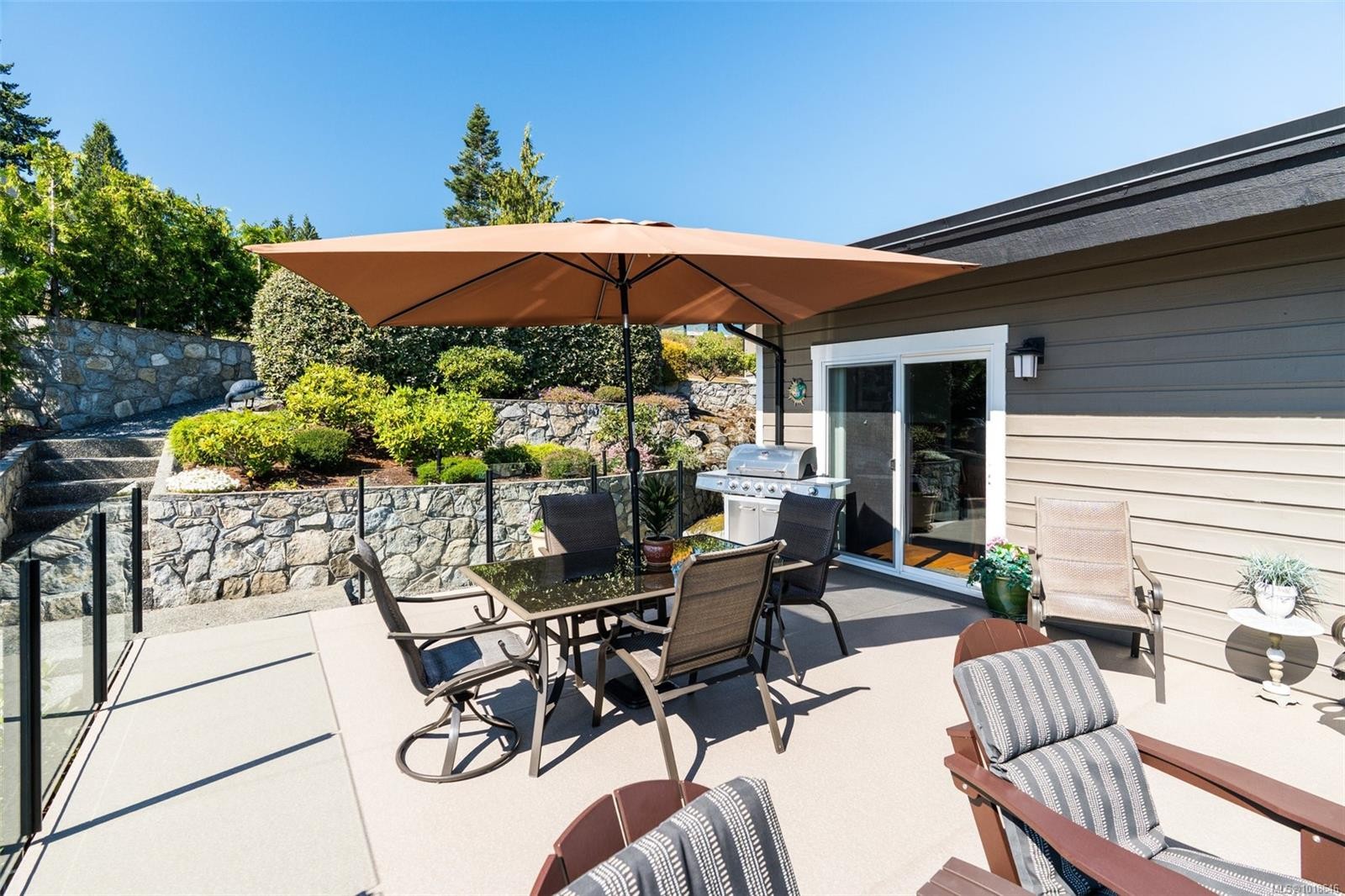 8874 Park Pacific Terr, North Saanich, BC