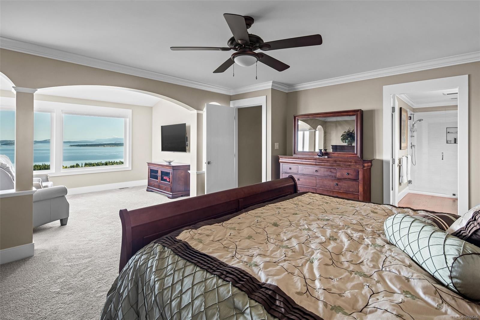 8874 Park Pacific Terr, North Saanich, BC