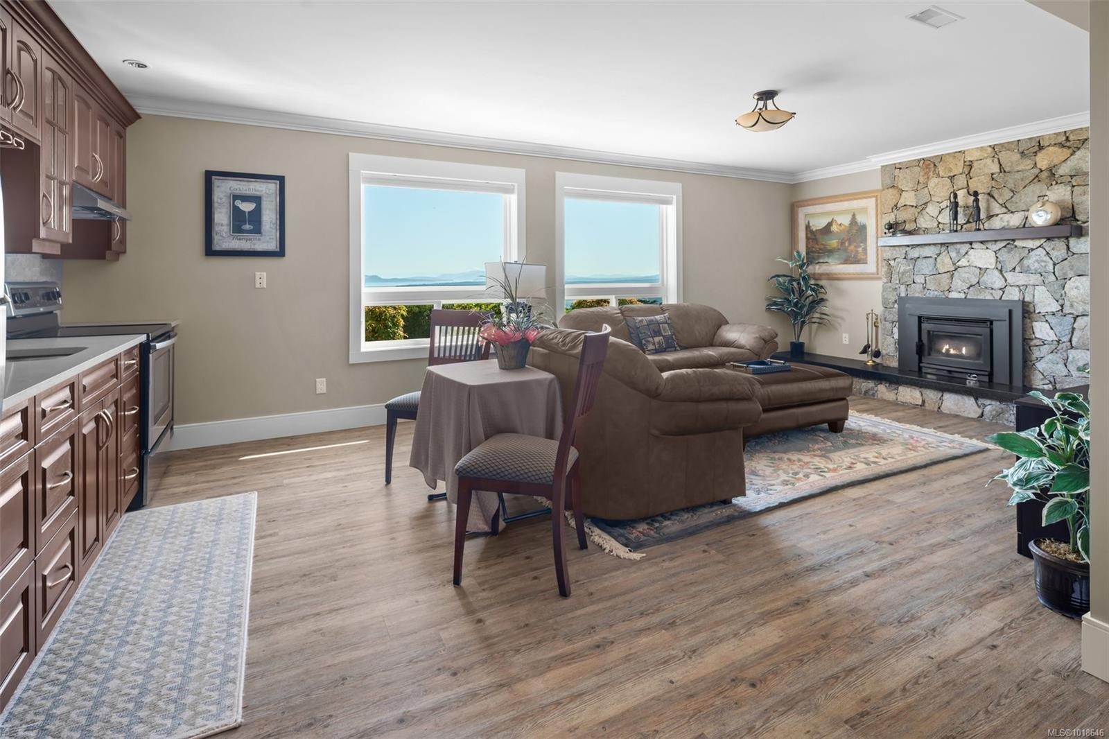 8874 Park Pacific Terr, North Saanich, BC