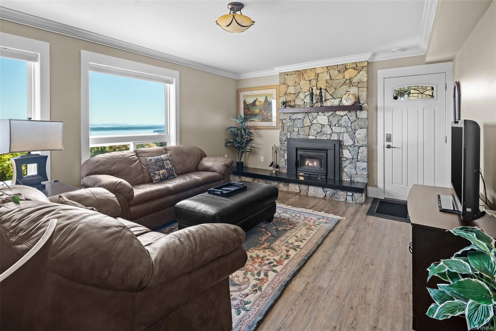 8874 Park Pacific Terr, North Saanich, BC