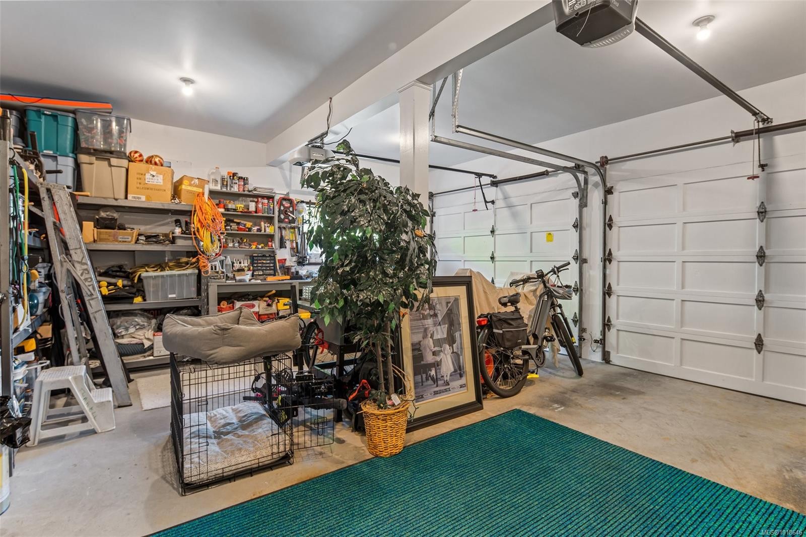 8874 Park Pacific Terr, North Saanich, BC