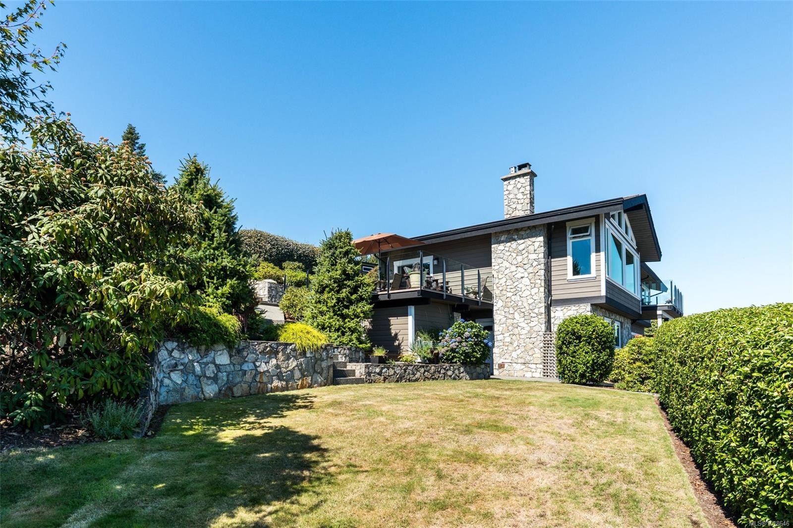 8874 Park Pacific Terr, North Saanich, BC