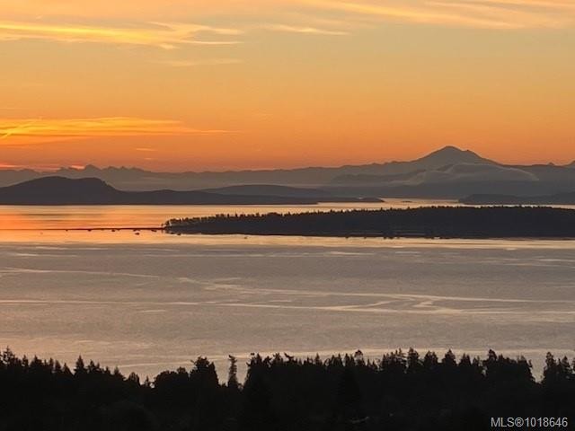 8874 Park Pacific Terr, North Saanich, BC