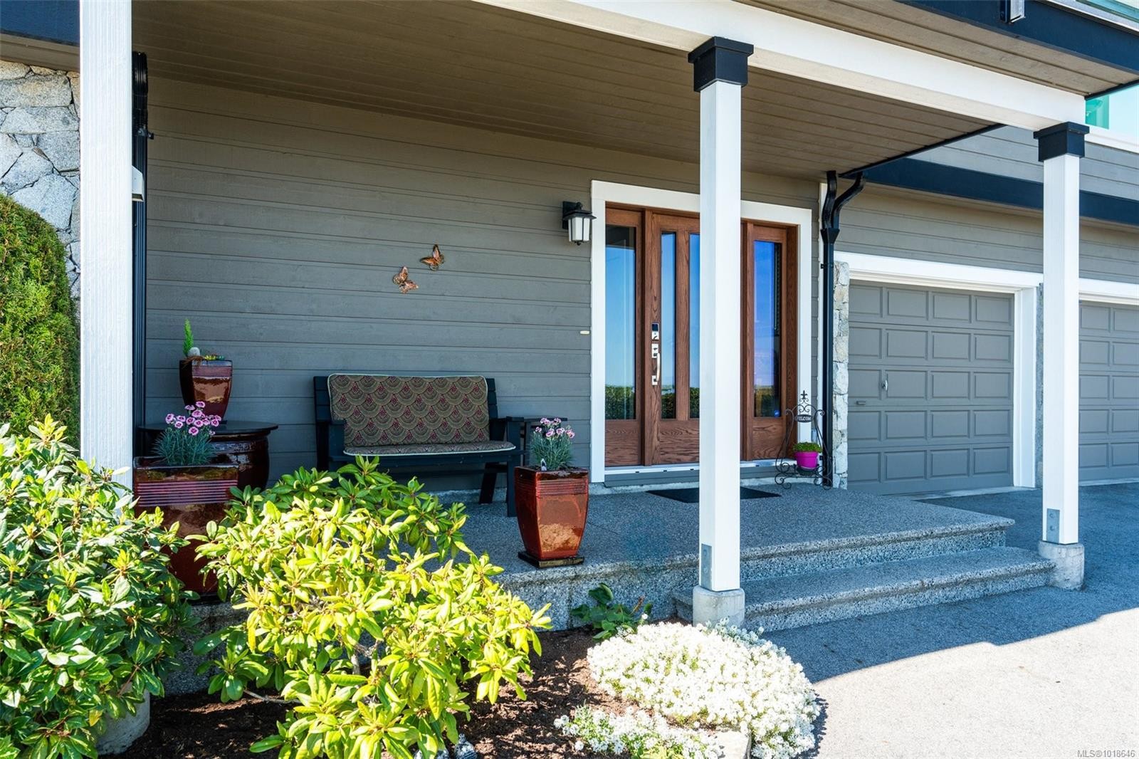 8874 Park Pacific Terr, North Saanich, BC