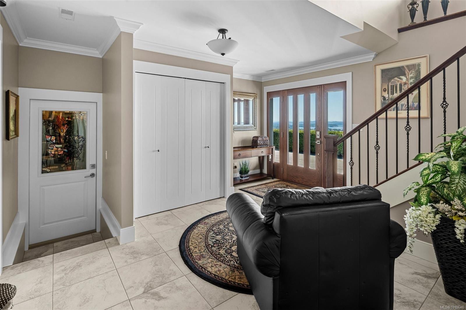 8874 Park Pacific Terr, North Saanich, BC