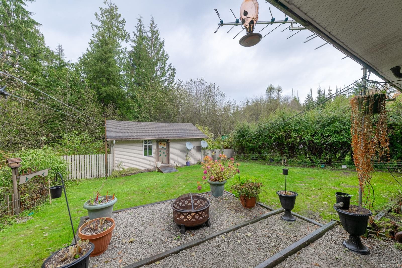 A-280 Binnacle Rd, Bamfield, BC - Outdoor With Backyard