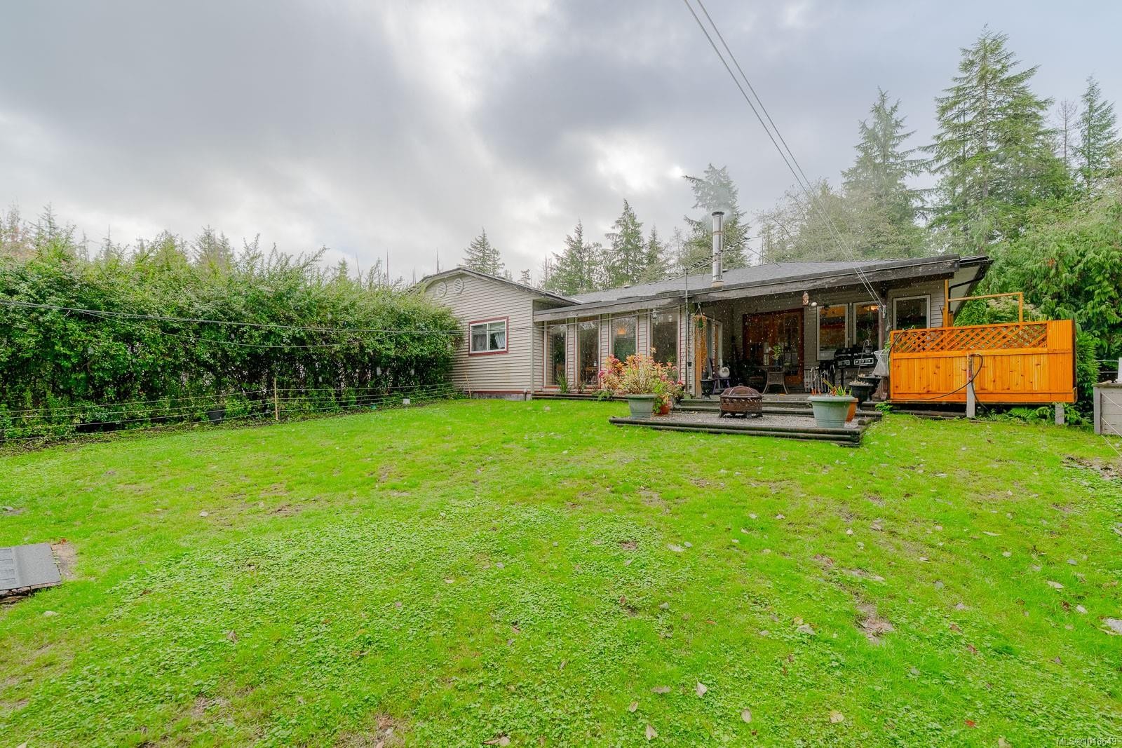 A-280 Binnacle Rd, Bamfield, BC - Outdoor With Deck Patio Veranda