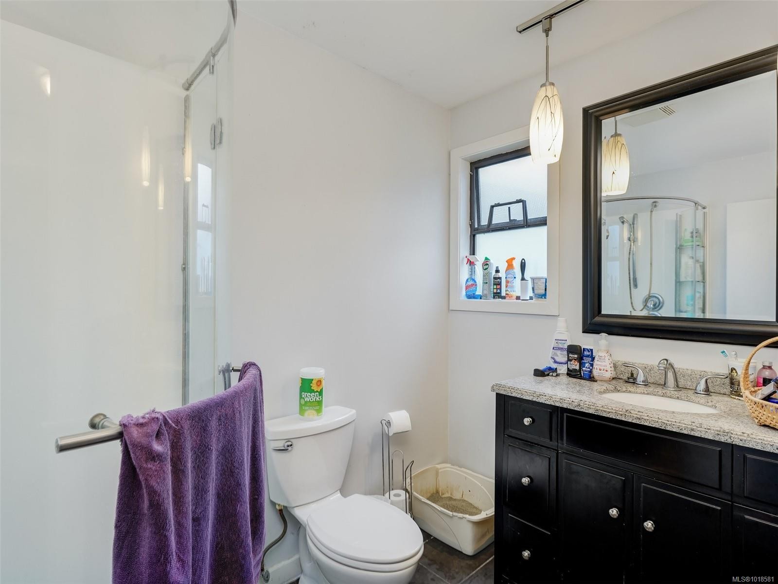 1544 Granada Cres, Saanich, BC