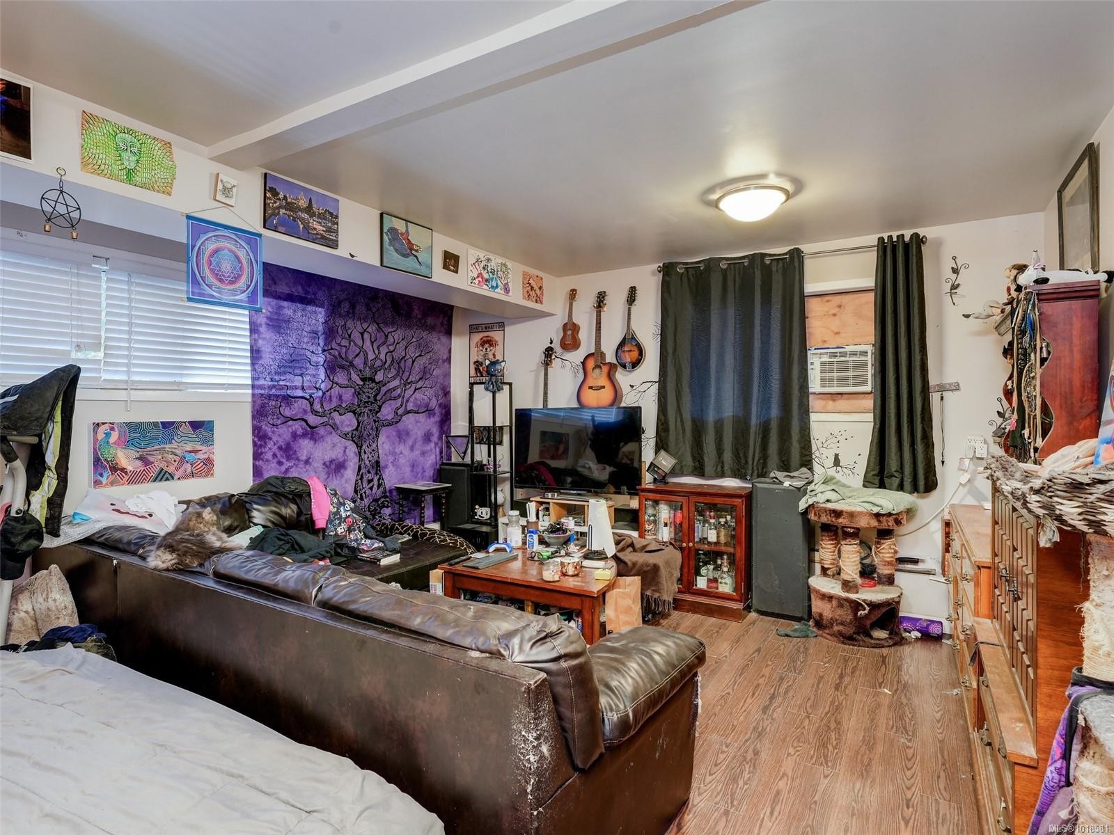 1544 Granada Cres, Saanich, BC