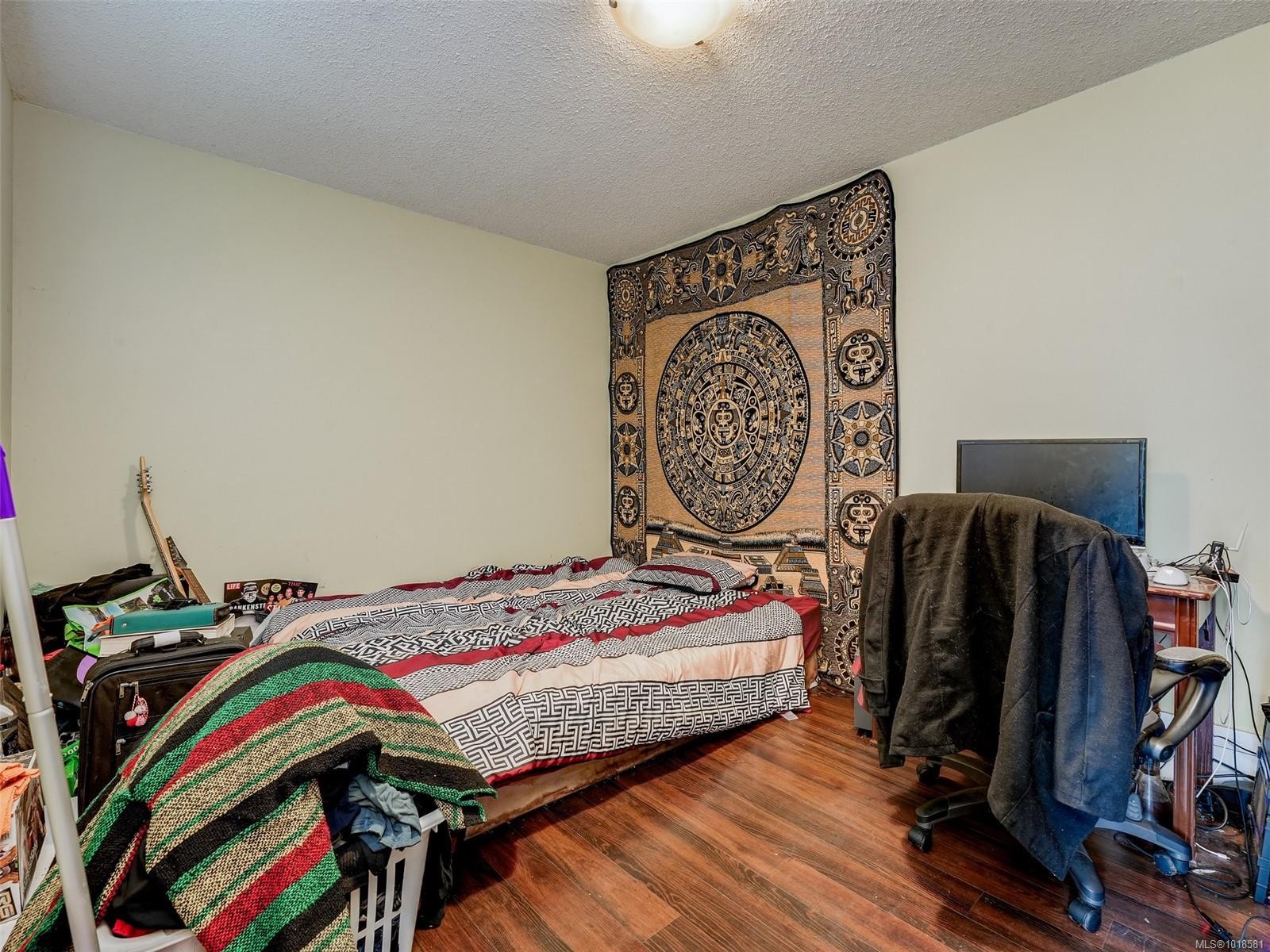 1544 Granada Cres, Saanich, BC