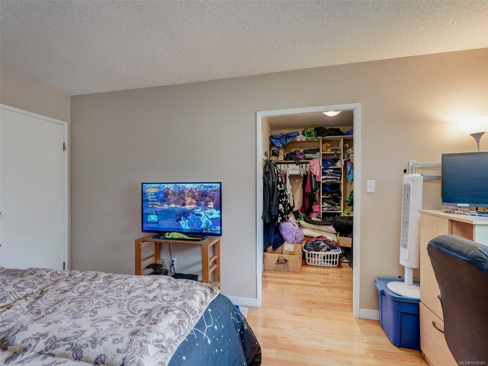 1544 Granada Cres, Saanich, BC