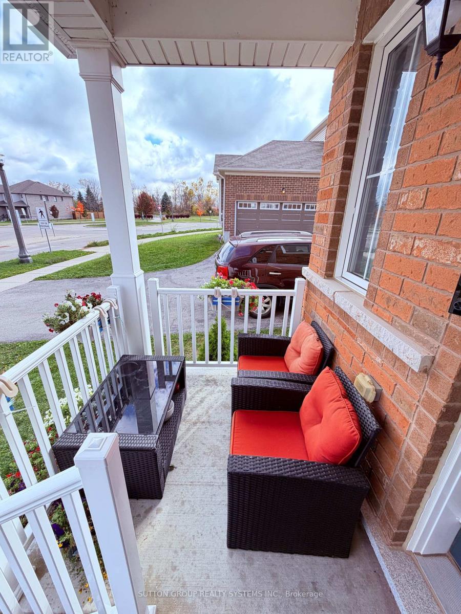 693 Doon South Drive, Kitchener, ON - Outdoor