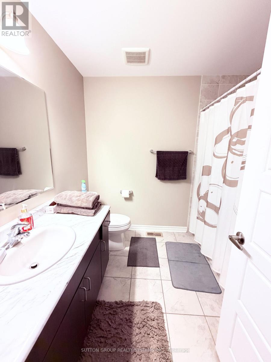 693 Doon South Drive, Kitchener, ON - Indoor Photo Showing Bathroom