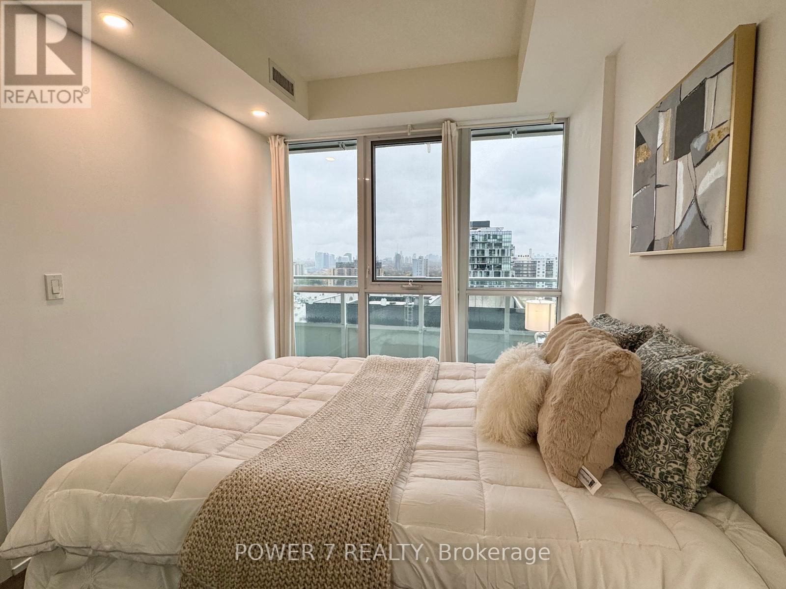 1705 - 180 Fairview Mall Drive, Toronto, ON - Indoor Photo Showing Bedroom