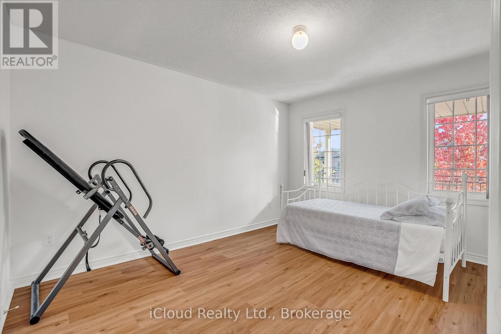 18 Daiseyfield Crescent, Vaughan, ON - Indoor