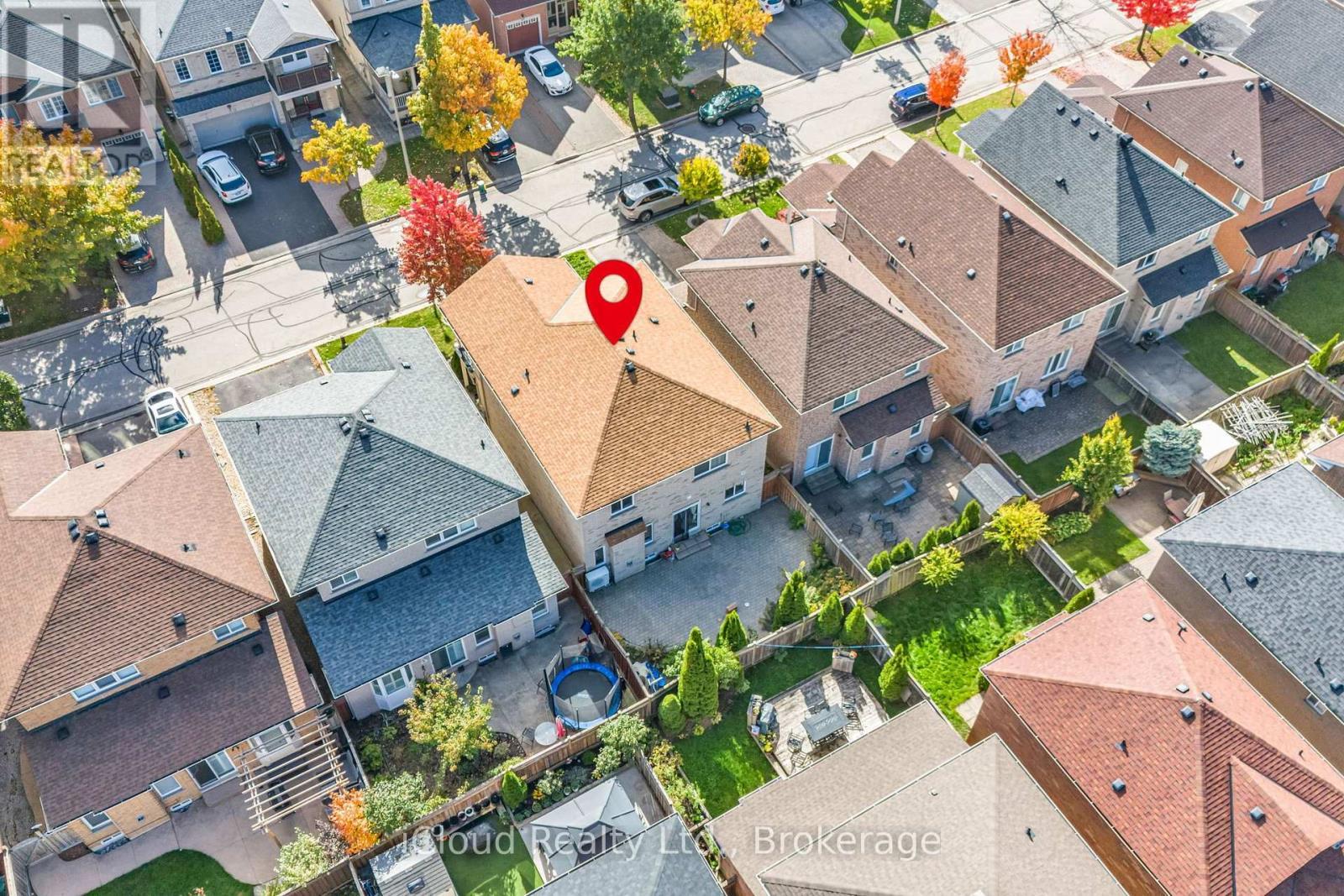 18 Daiseyfield Crescent, Vaughan, ON - Outdoor With View