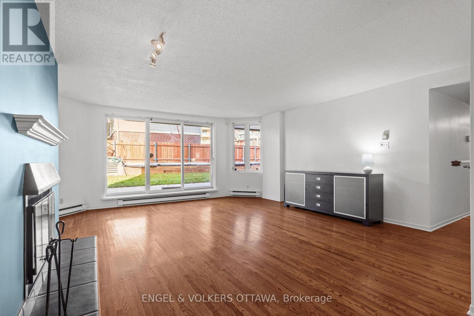 103 - 295 Gilmour Street, Ottawa, ON - Indoor Photo Showing Other Room