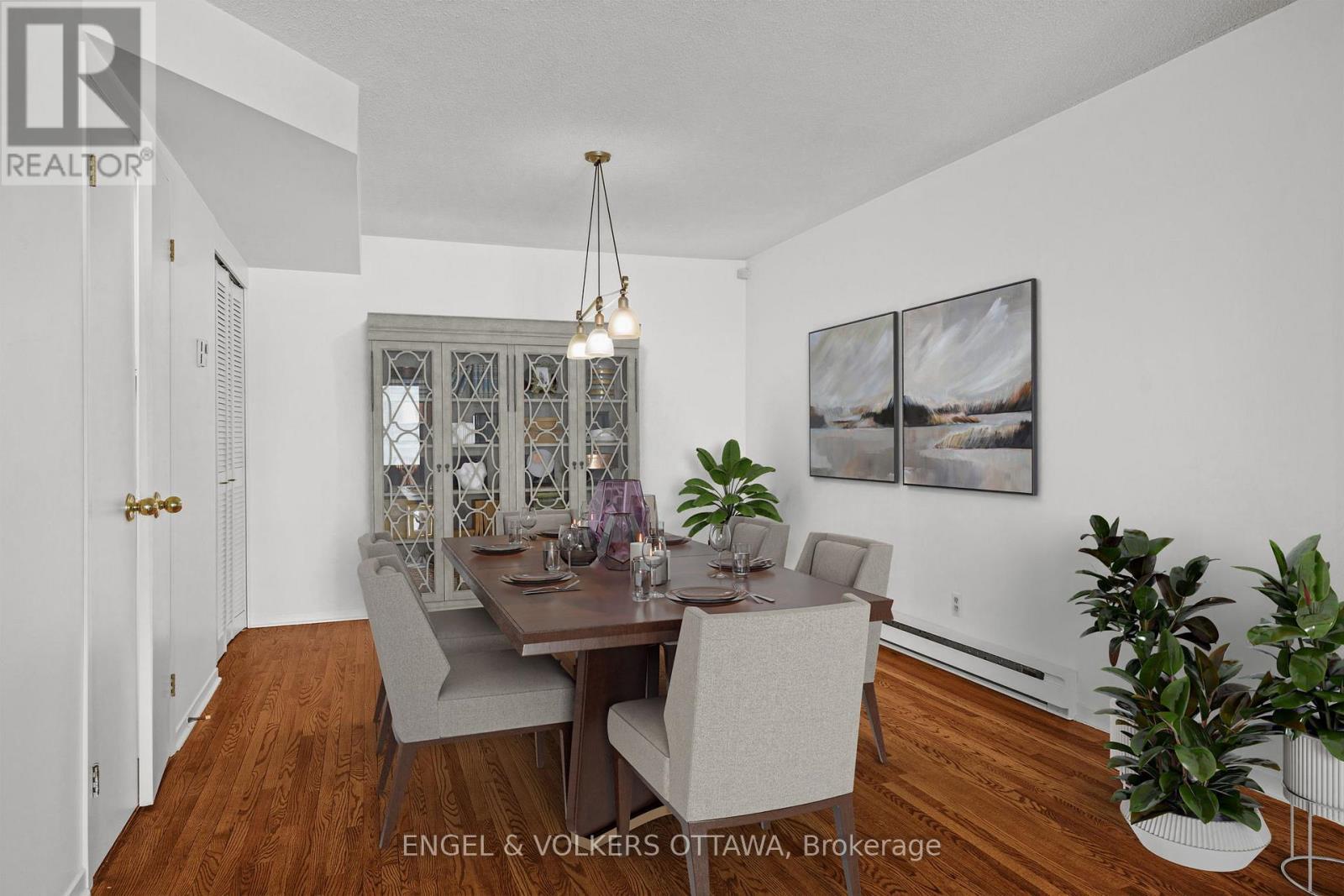 103 - 295 Gilmour Street, Ottawa, ON - Indoor Photo Showing Dining Room