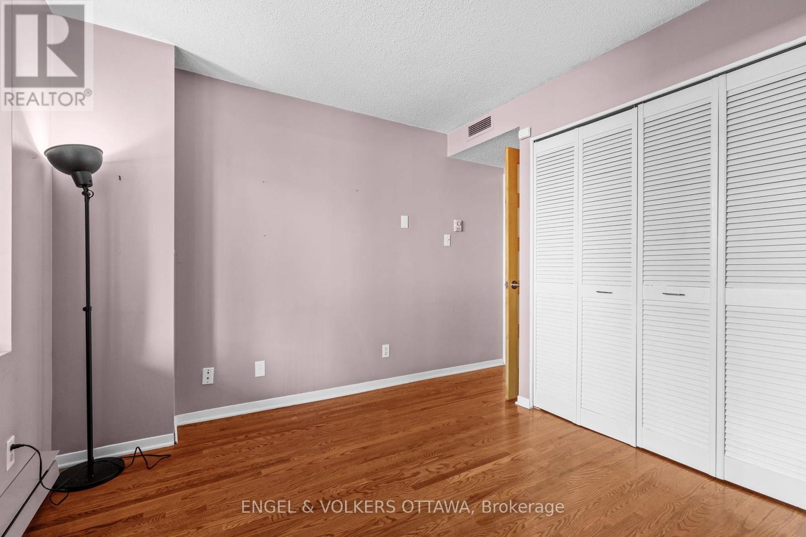 103 - 295 Gilmour Street, Ottawa, ON - Indoor Photo Showing Other Room