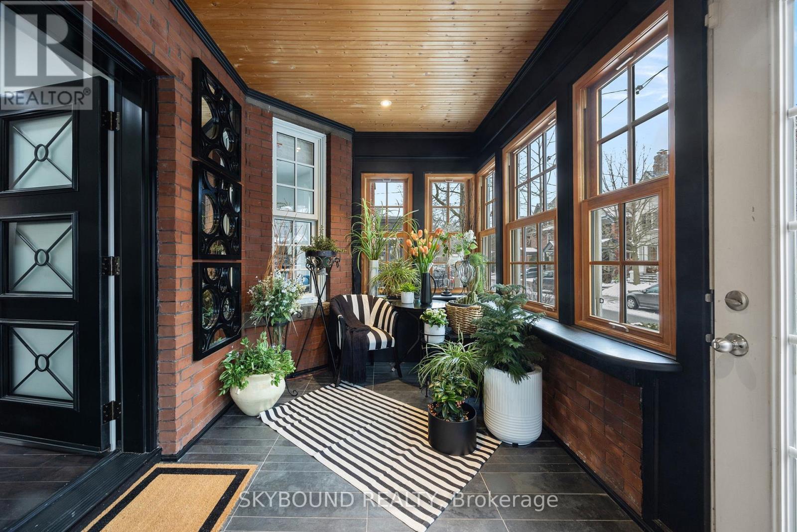 20 Fairview Boulevard, Toronto, ON - Outdoor With Exterior