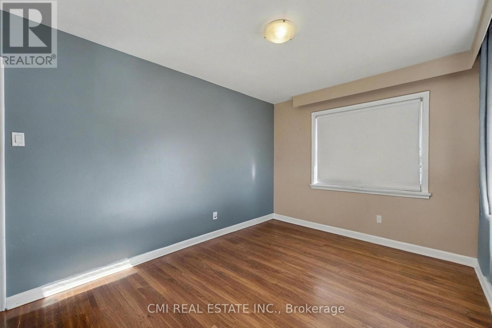 2610 Islington Avenue, Toronto, ON - Indoor Photo Showing Other Room