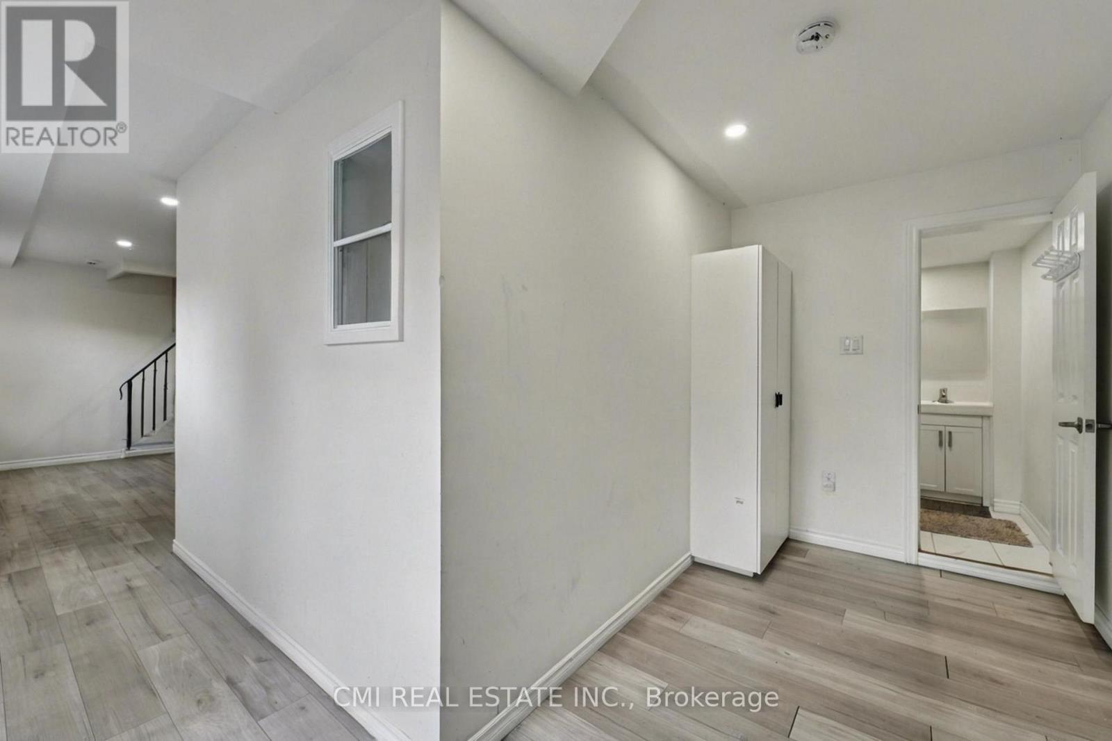 2610 Islington Avenue, Toronto, ON - Indoor Photo Showing Other Room