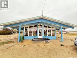 303 1st AVENUE E Gravelbourg, SK S0H 1X0