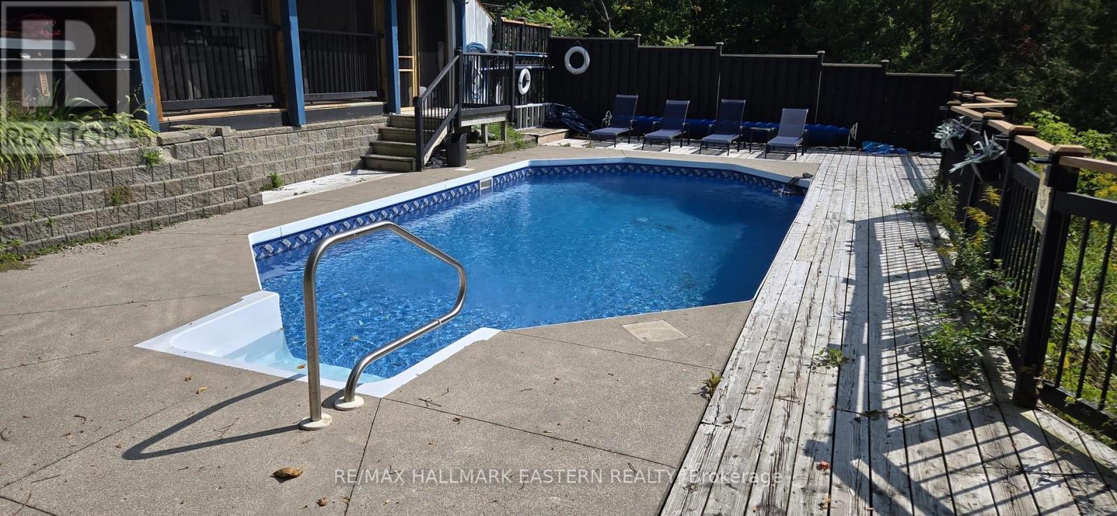 14 Franklin Street, Curve Lake First Nation 35 (Curve Lake First Nation), ON - Outdoor With In Ground Pool With Deck Patio Veranda