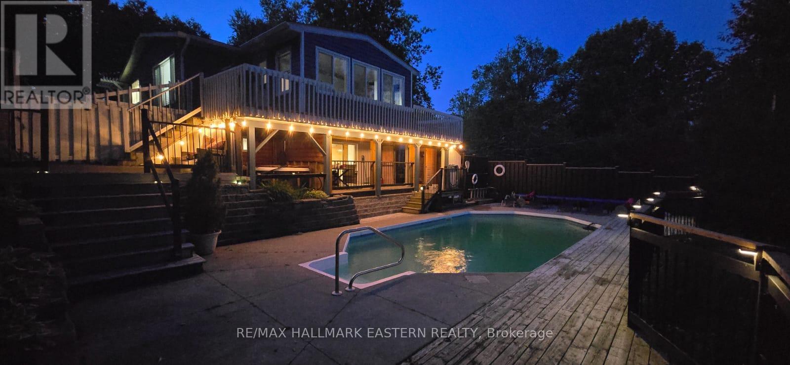 14 Franklin Street, Curve Lake First Nation 35 (Curve Lake First Nation), ON - Outdoor With In Ground Pool With Deck Patio Veranda