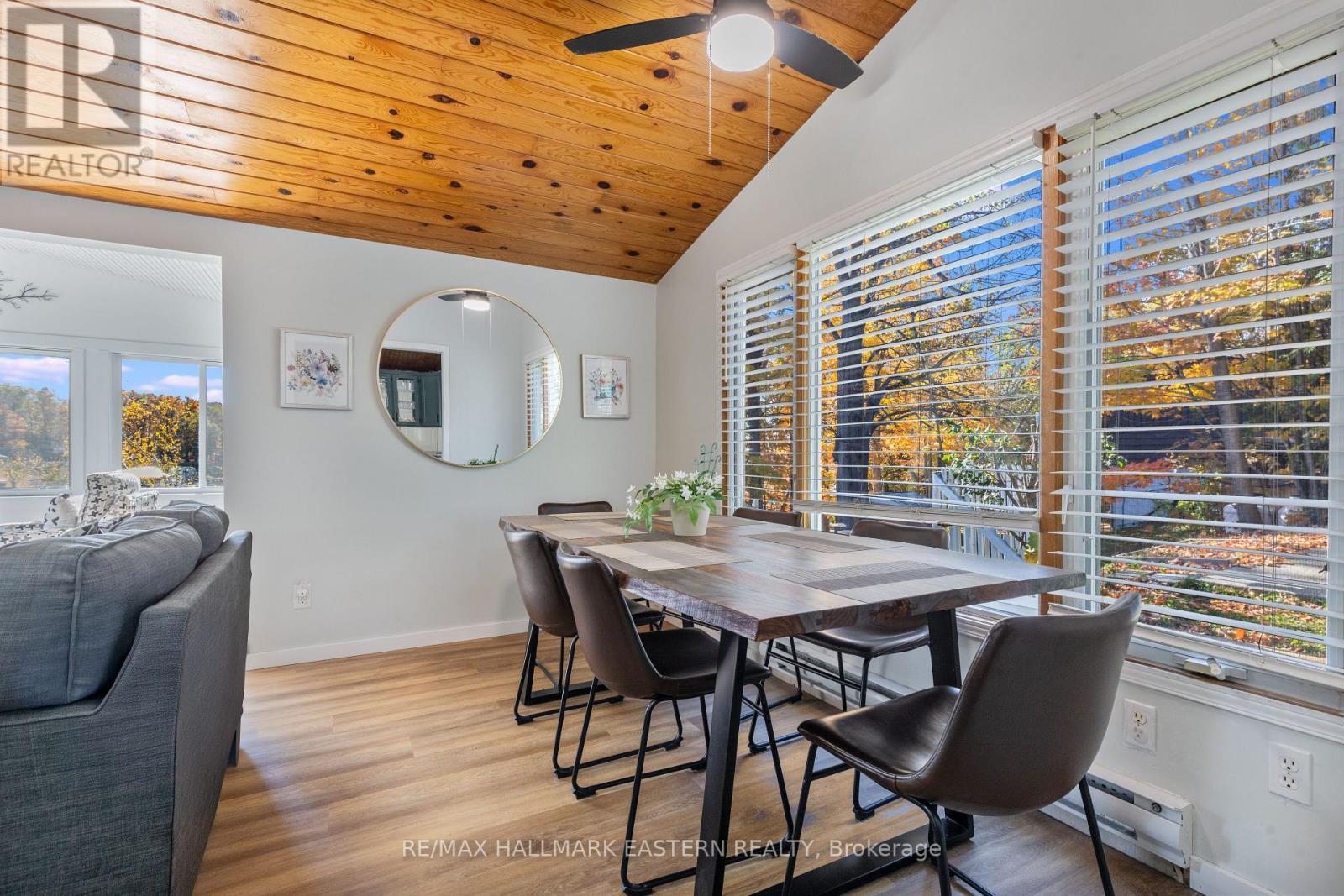 14 Franklin Street, Curve Lake First Nation 35 (Curve Lake First Nation), ON - Indoor