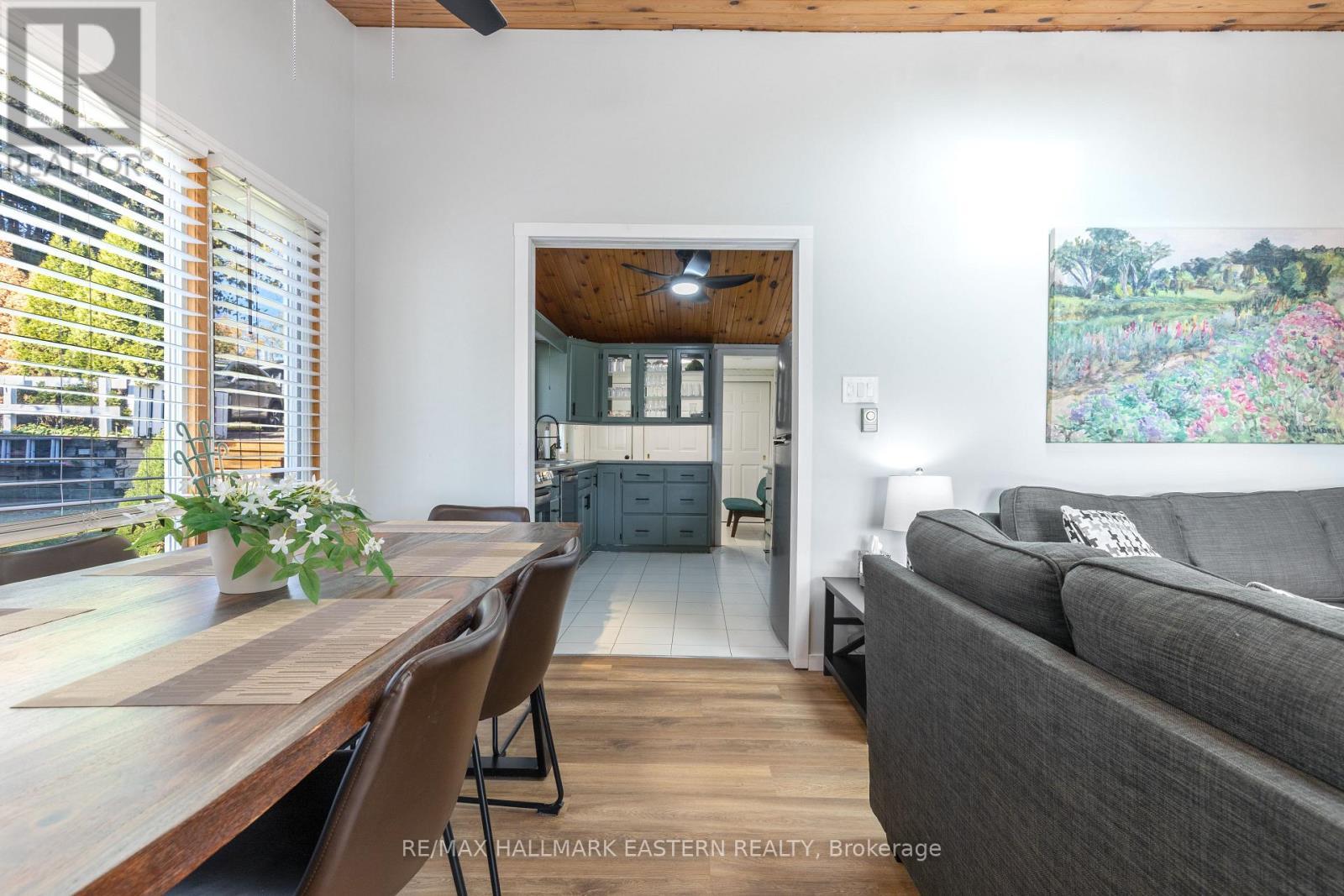 14 Franklin Street, Curve Lake First Nation 35 (Curve Lake First Nation), ON - Indoor