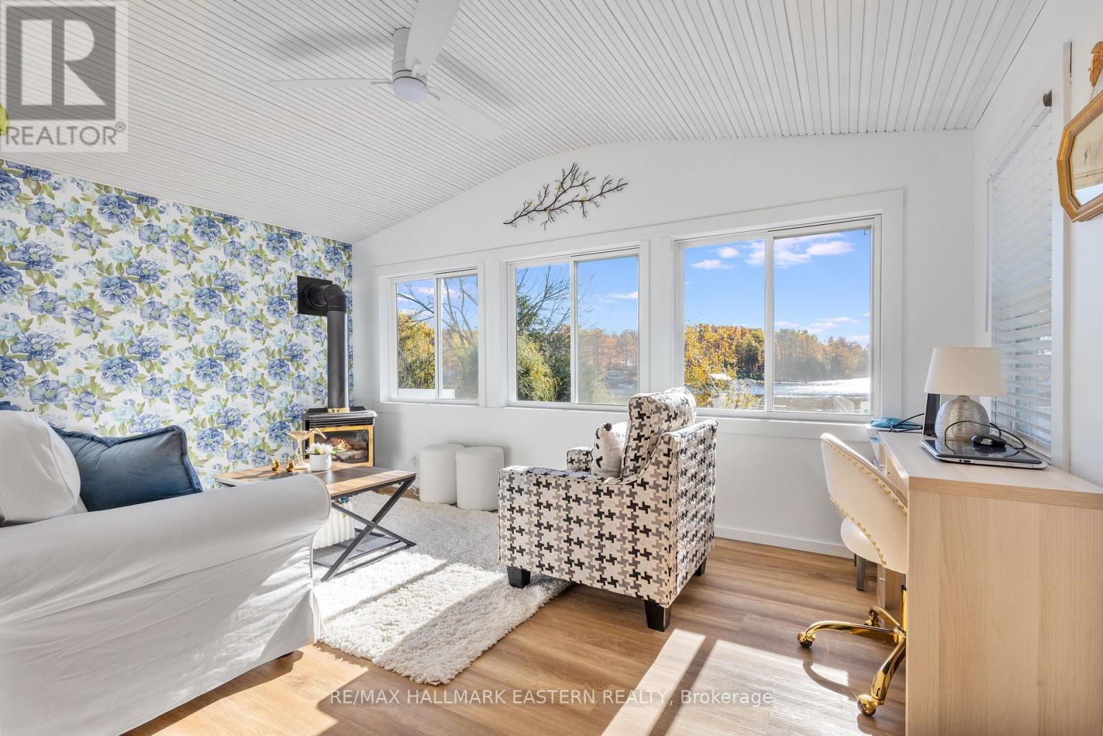 14 Franklin Street, Curve Lake First Nation 35 (Curve Lake First Nation), ON - Indoor