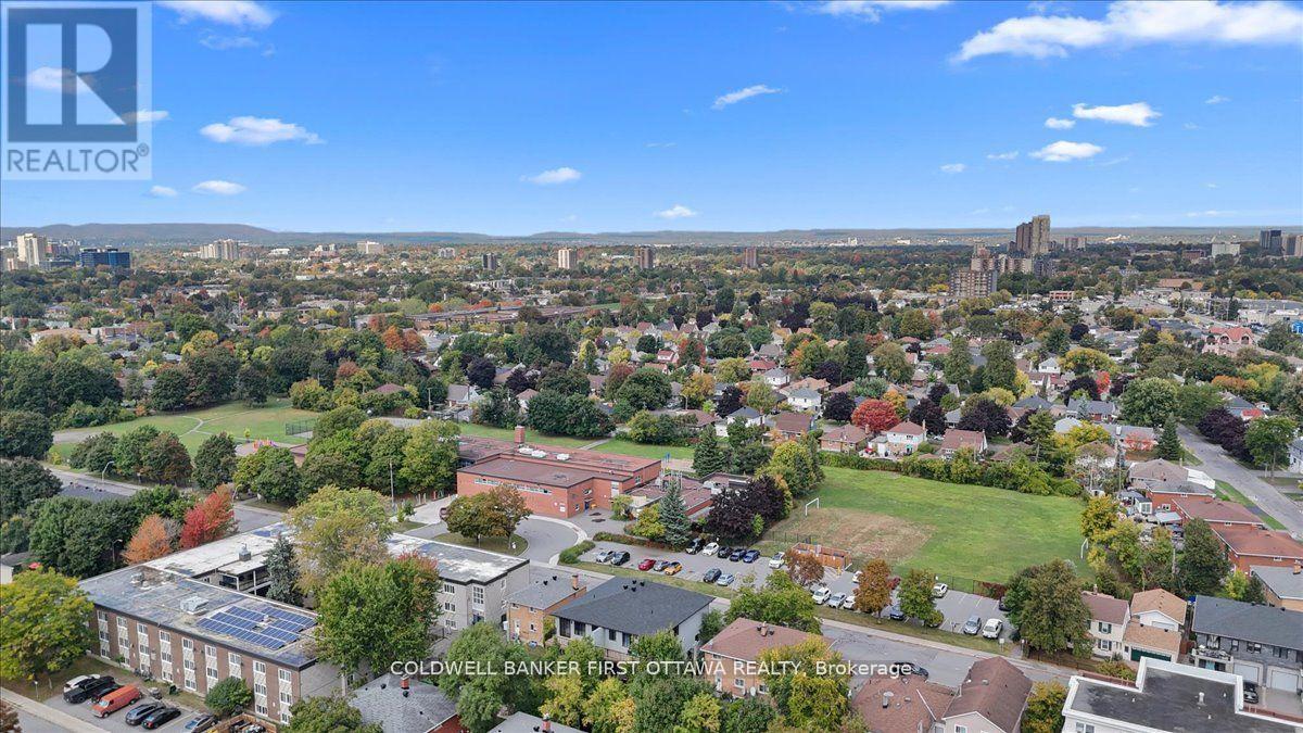 562 Queen Mary Street, Ottawa, ON - Outdoor With View