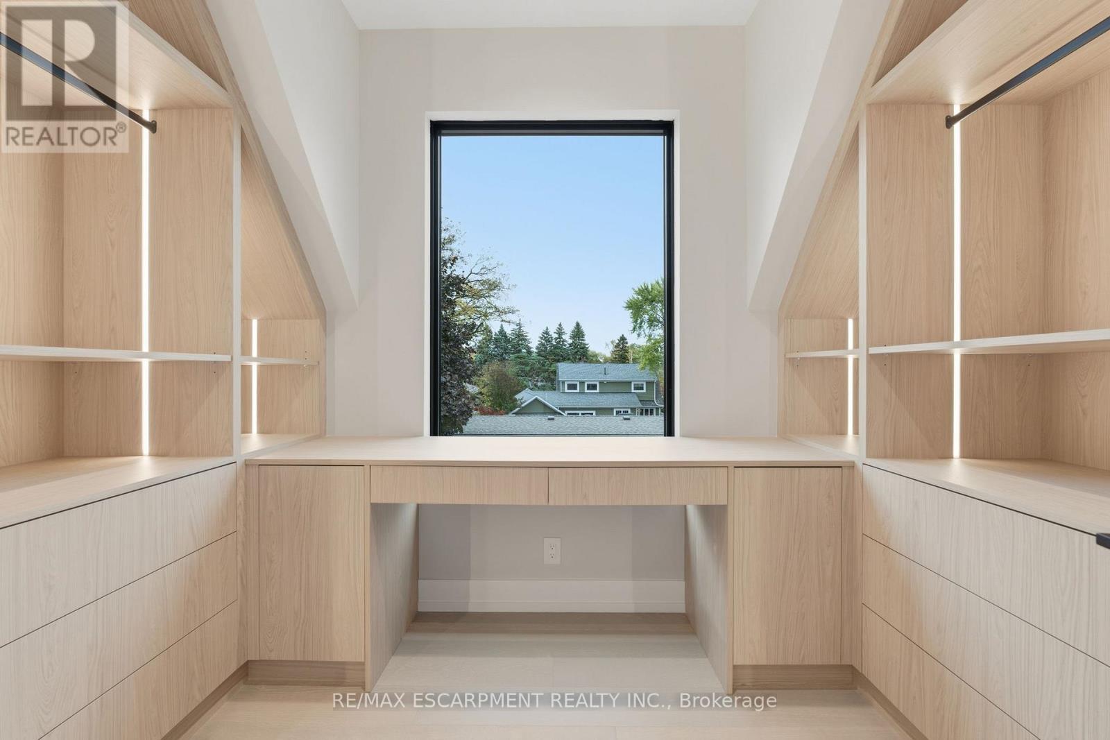 957 Halliday Avenue, Mississauga, ON - Indoor Photo Showing Other Room