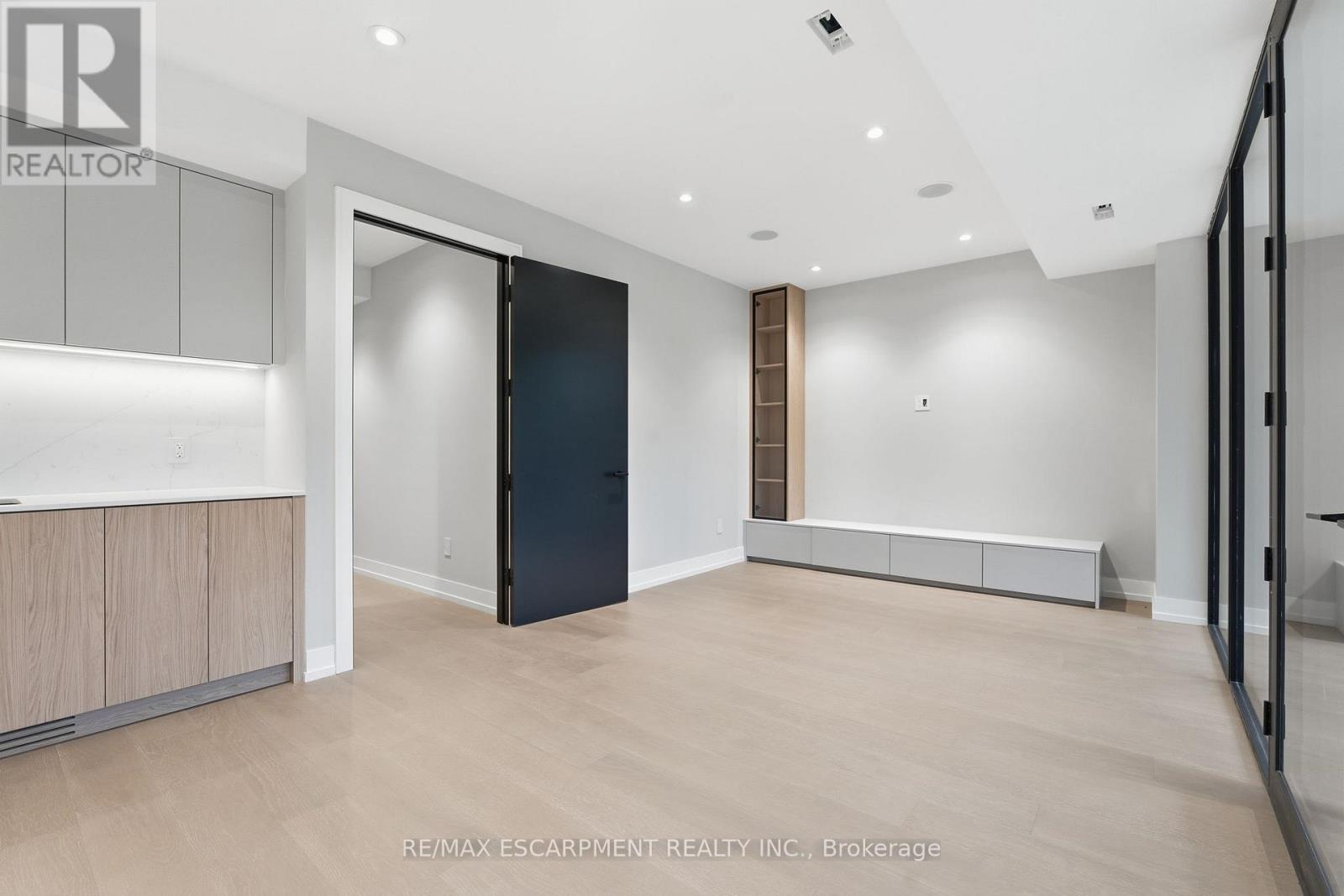 957 Halliday Avenue, Mississauga, ON - Indoor Photo Showing Other Room