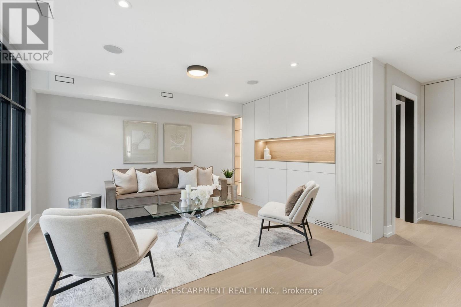 957 Halliday Avenue, Mississauga, ON - Indoor