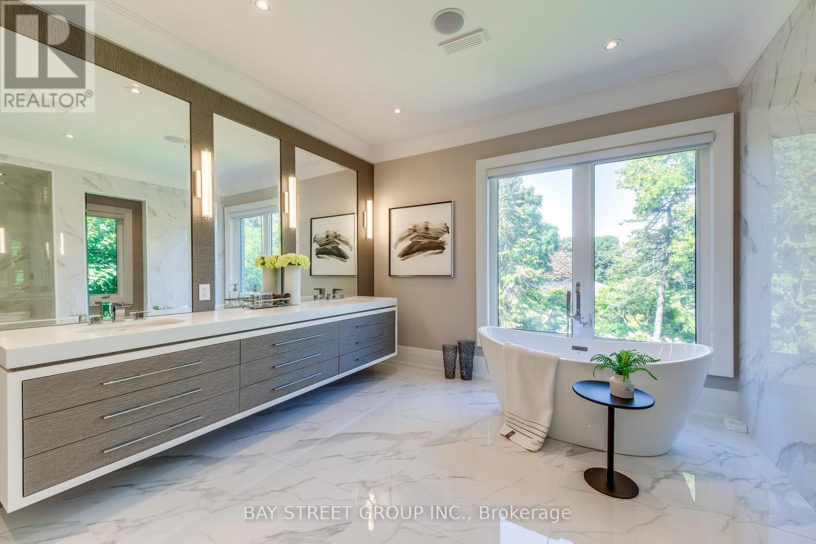 38 Kirk Drive, Markham, ON - Indoor Photo Showing Bathroom