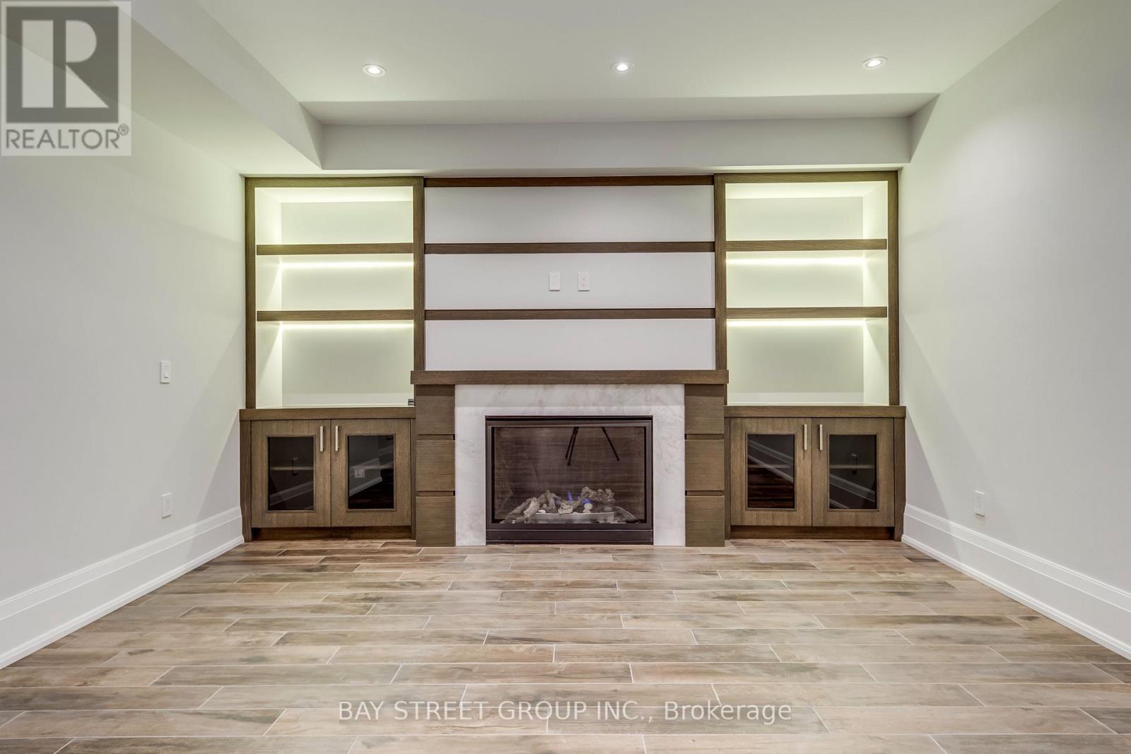 38 Kirk Drive, Markham, ON - Indoor With Fireplace