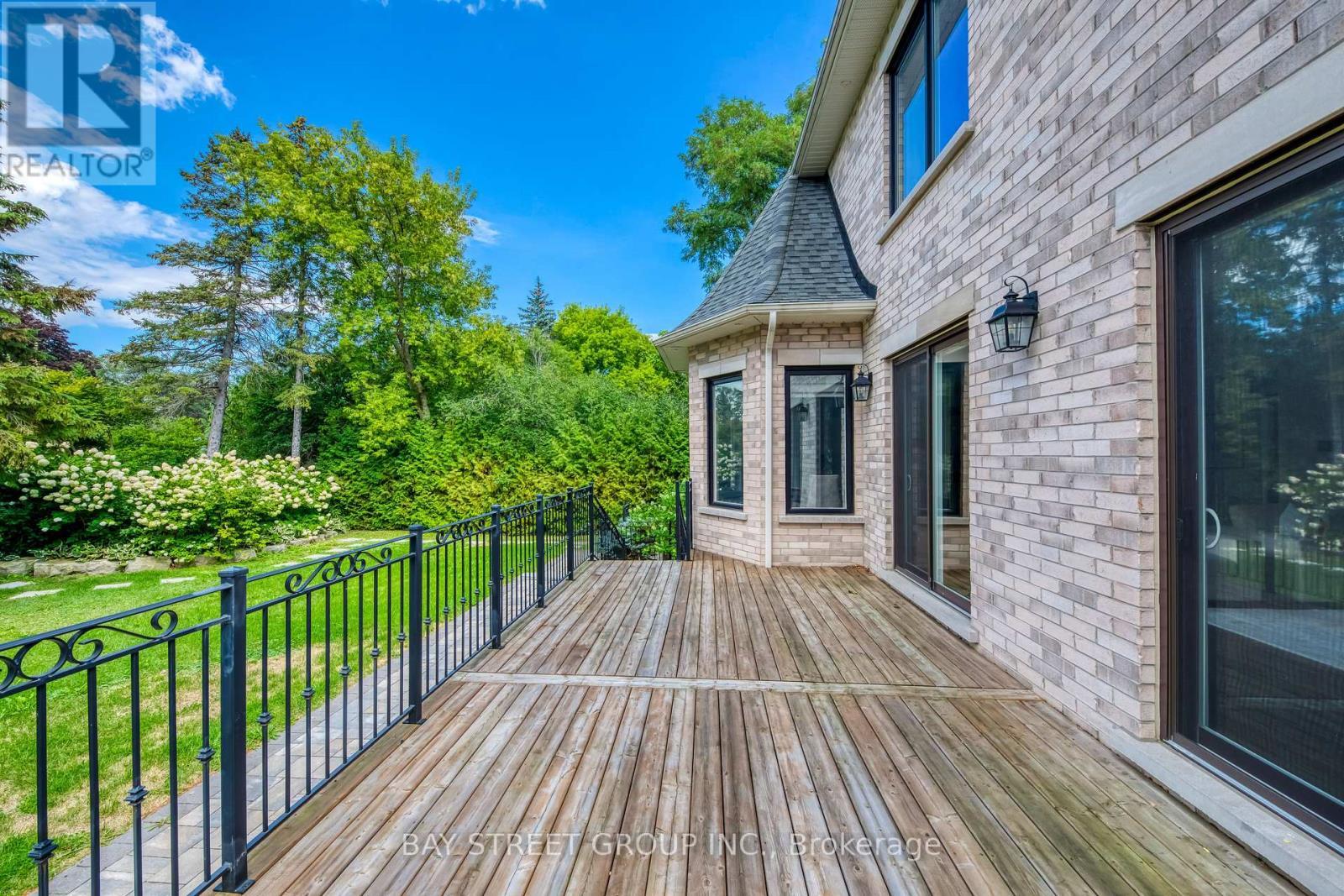 38 Kirk Drive, Markham, ON - Outdoor